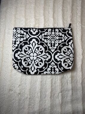 Thirty-One Black and White Damask Zipper Pouch